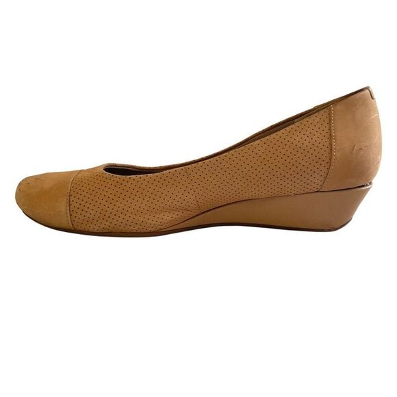 EASY SPIRIT Dalee Wedge Pumps in Breathable Natural Tan, Size 9.5 - Picture 3 of 9